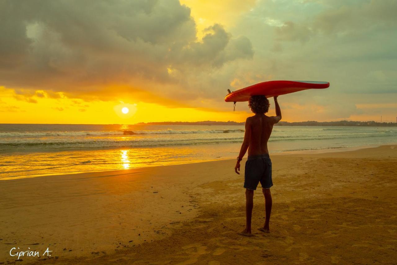 Chill House Make A Good Story With Infinite Ocean Surf And Stay Weligama Zewnętrze zdjęcie